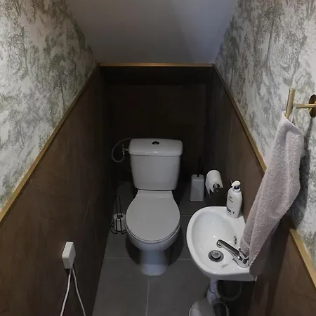 Le Sejour Des Hobbits Avec 2 Places De Parking Prive Interieur Gratuit Lejlighed *