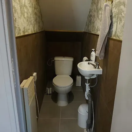 Le Sejour Des Hobbits Avec 2 Places De Parking Prive Interieur Gratuit Lejlighed
