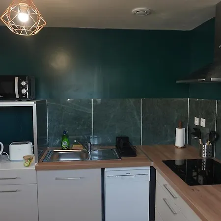 Le Sejour Des Hobbits Avec 2 Places De Parking Prive Interieur Gratuit *