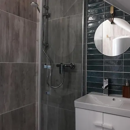 Le Sejour Des Hobbits Avec 2 Places De Parking Prive Interieur Gratuit Apartment *